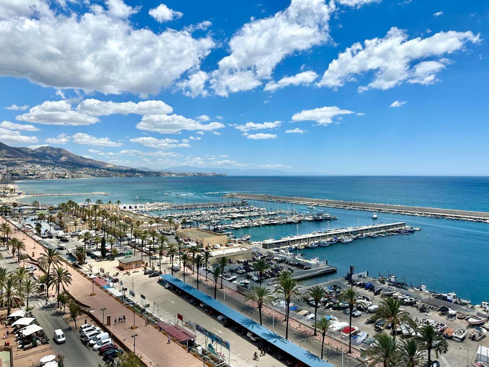 Costa Del Sol Seaside Studio - 5 Mins From Beach Fuengirola Extérieur photo