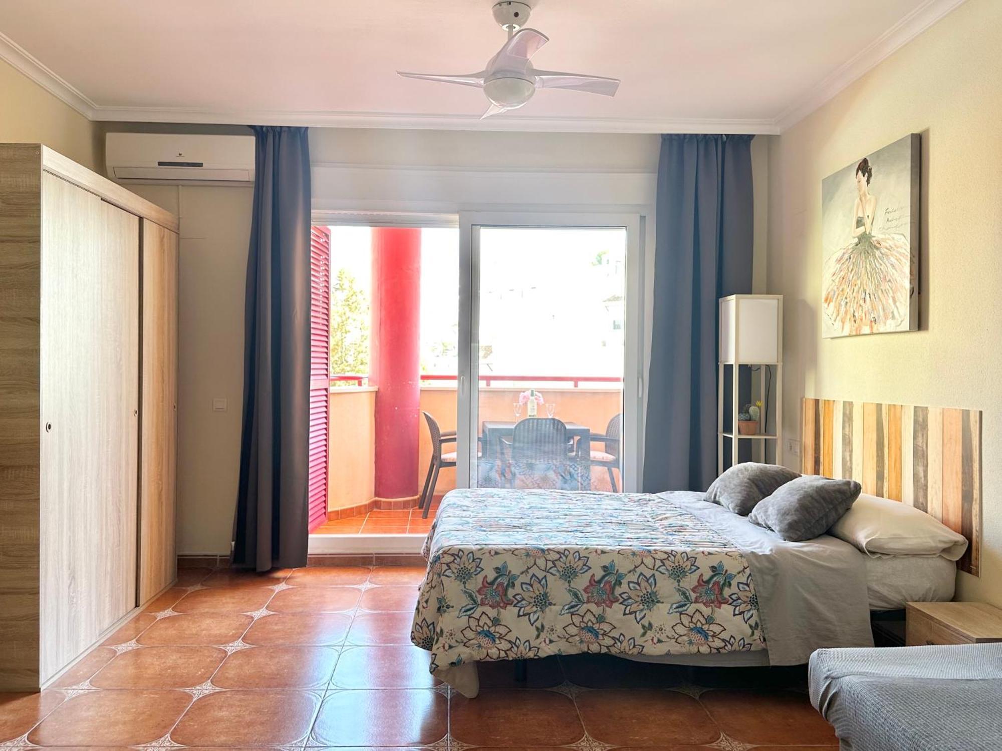 Costa Del Sol Seaside Studio - 5 Mins From Beach Fuengirola Extérieur photo
