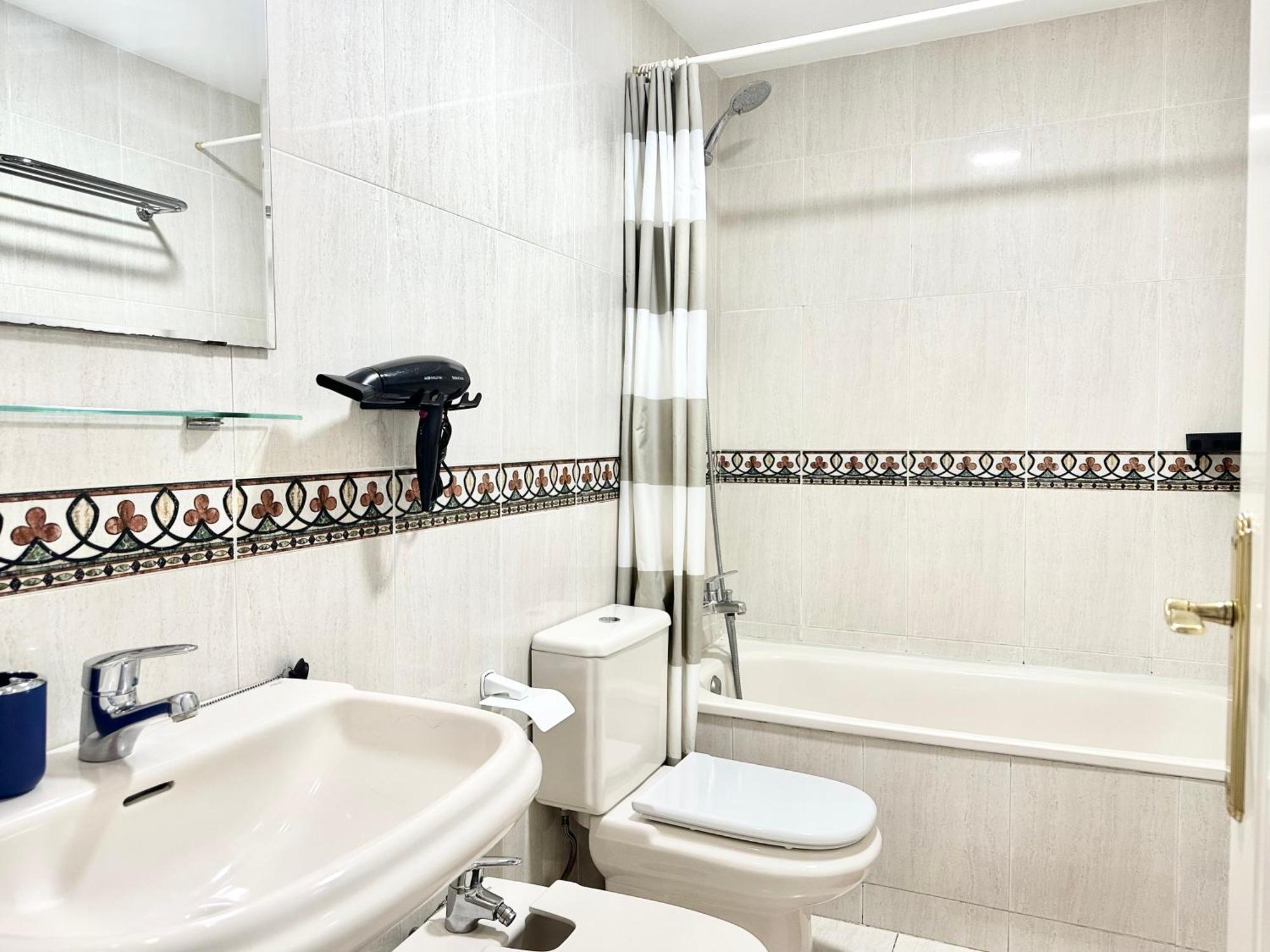 Costa Del Sol Seaside Studio - 5 Mins From Beach Fuengirola Extérieur photo